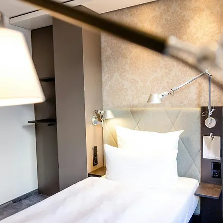 Motel One Muenchen-Sendlinger Tor-3